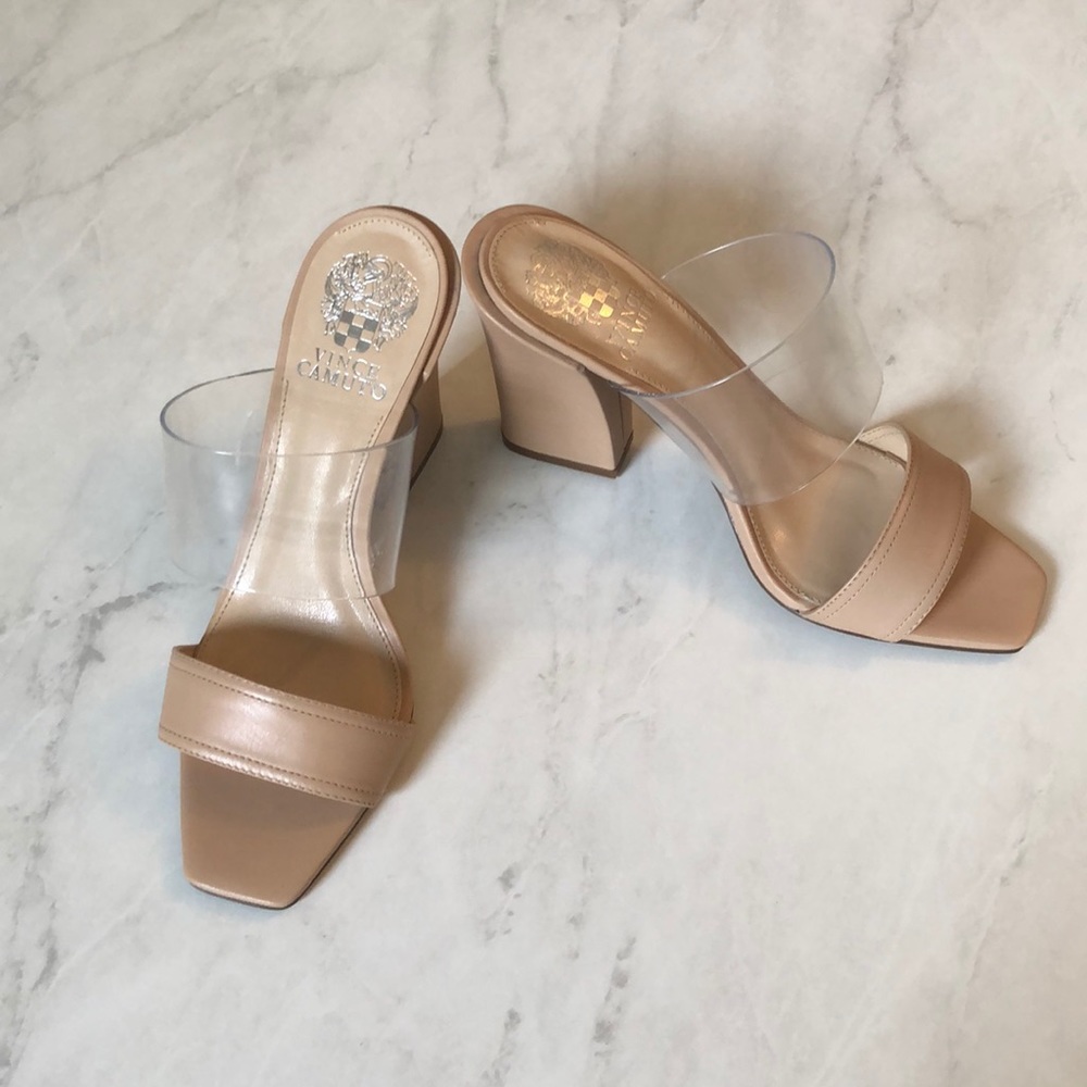 7.5 Vince Camuto Nude Heels